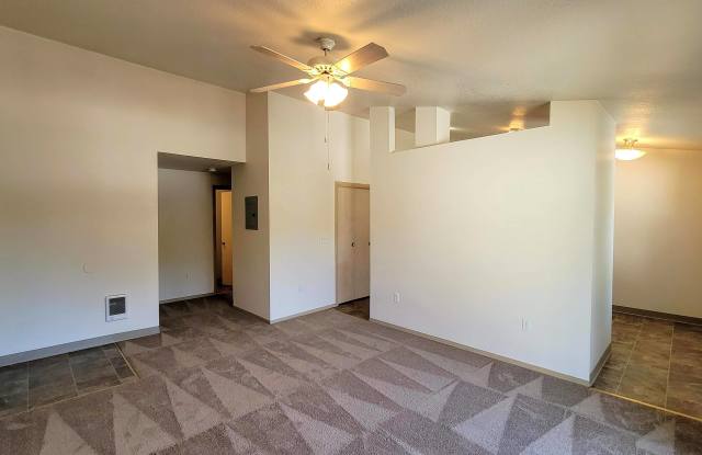 McKenzie Court Apartments