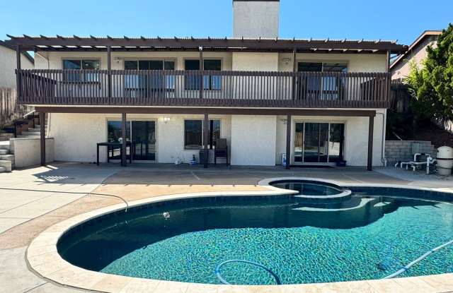 Remodeled 4 Bed / 3 Bath Home with Pool, Spa  Solar – Fletcher Hills