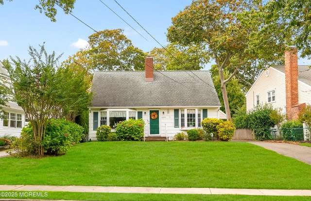 Photo of 2203 3rd Avenue