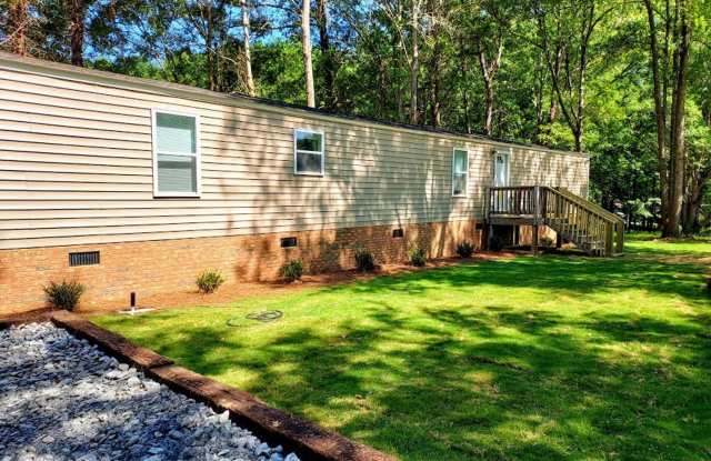 124 Arthur Davis Cir - 124 Arthur Davis Circle, Anderson County, SC 29669