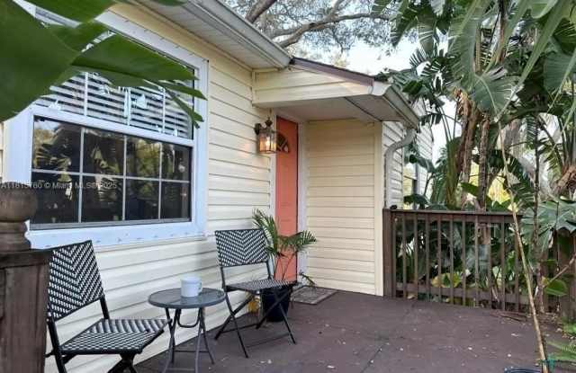 5618 20 Ave S 5618 20 ave s