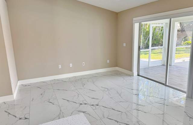 2215 Southeast 9th Terrace