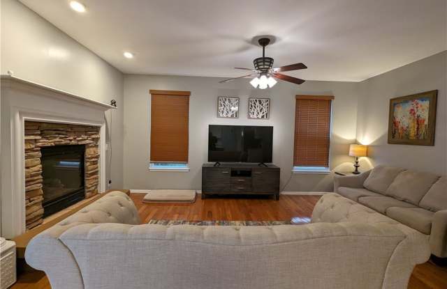 38455 Renwood Avenue