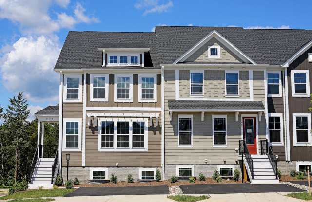 $500 off 1st Month's Rent! Pet-Friendly Crozet Living