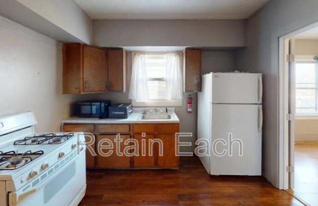 373 West Ave