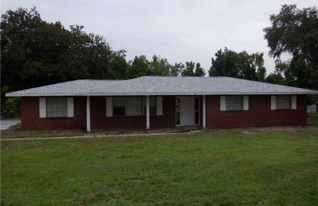 Photo of 35433 Crescent Drive