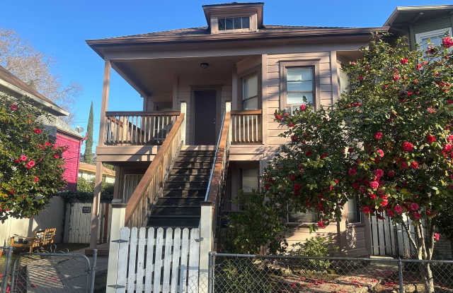 Updated 2 Bedroom with Office and Yard in the Heart of Midtown