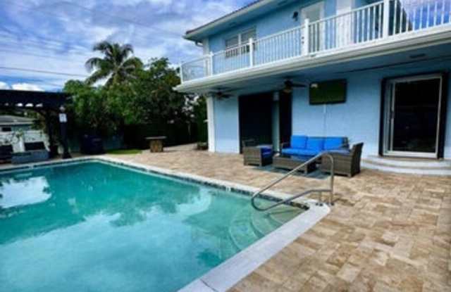634 Evergreen Drive, Lake Park, FL 33403
