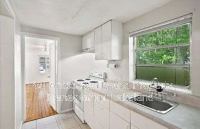 726 West Central Avenue