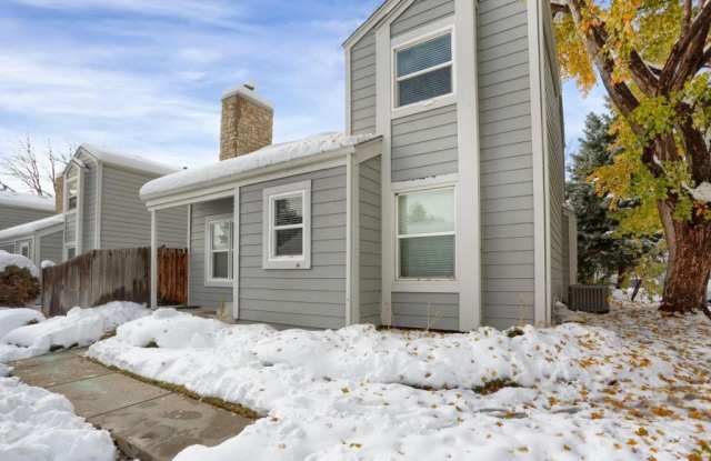 11841 E Cornell Cir