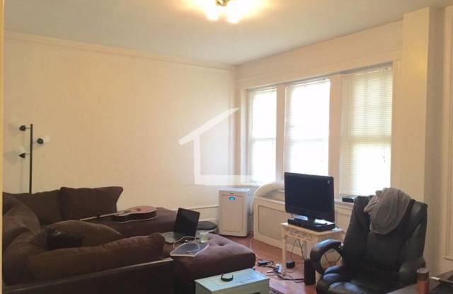 2023 Commonwealth Ave #18R Boston MA 02135
