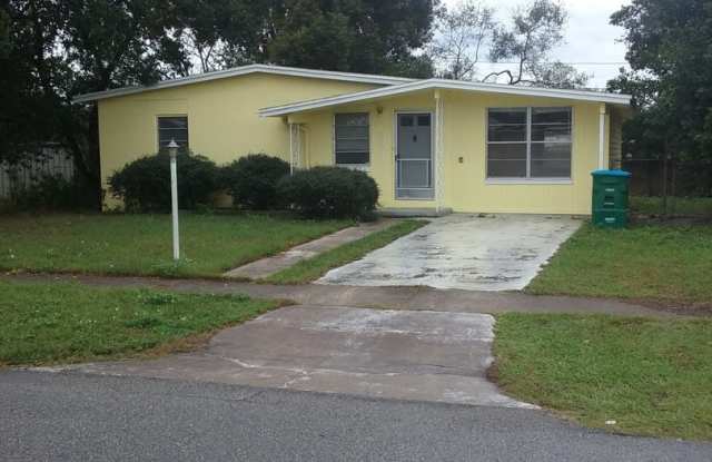 3 Bed 1 Bath Home | Pet Friendly | Washer Dryer Hook Ups  Central Air | Section 8 Welcome