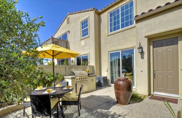 1362 Caminito Veranza