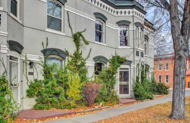 Architecturally Stunning Curtis Park Townhome With Historic Charm