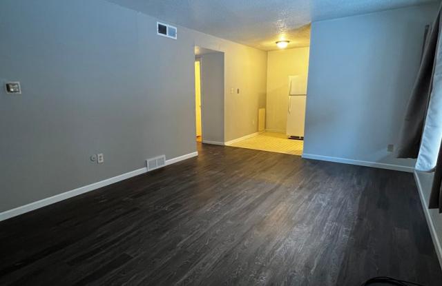 Knollridge Garden Apartments photos photos