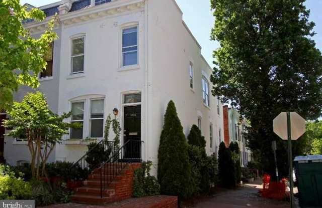 3256 Q STREET NW - 3256 Q Street Northwest, Washington, DC 20007