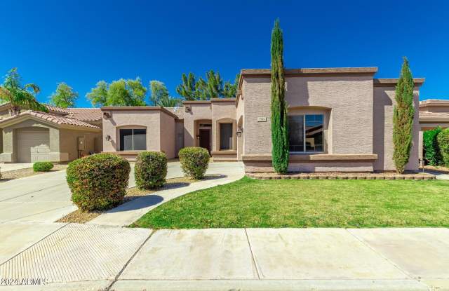 756 W Citrus Way