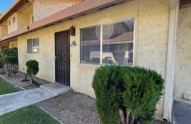 291 W Alexander Ave, Merced