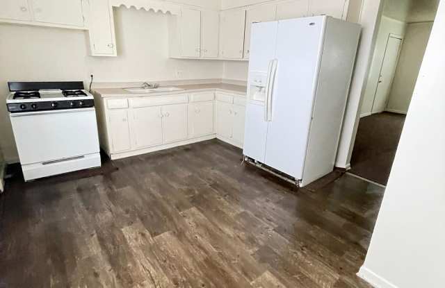 8918 West Carmen Avenue - 1