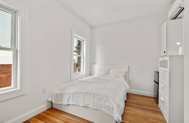 Photo of 32 Munroe St