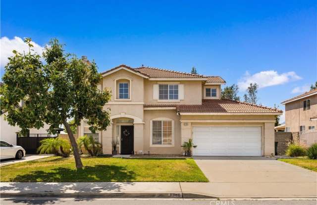 6766 Royal Crest Court