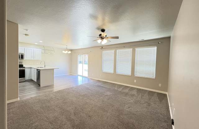 1295 N. Willow Way - Townhome