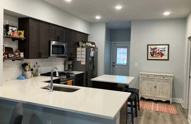 Photo of 1155 Barrett Street