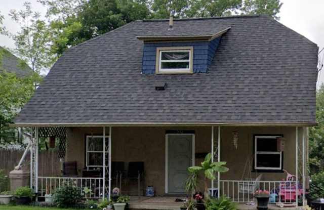 254 Bowmanville St