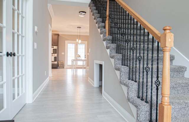 Pet Friendly Four Bedroom!