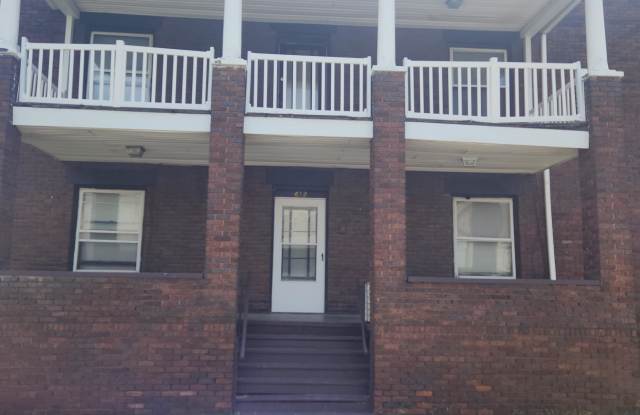 Photo of 612 Rex Ave NE #3