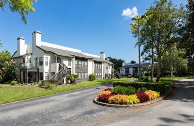 100 Lake Vista Dr Unit A21