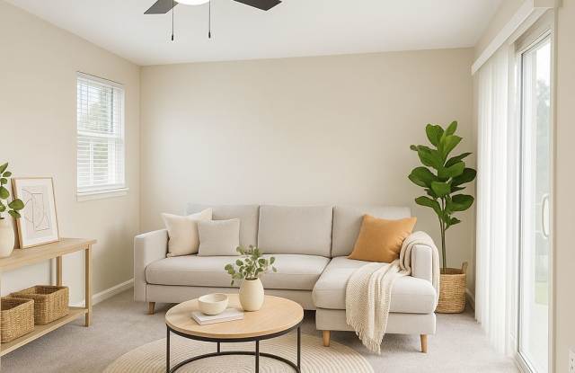 Photo of 13053 Marquette Ln