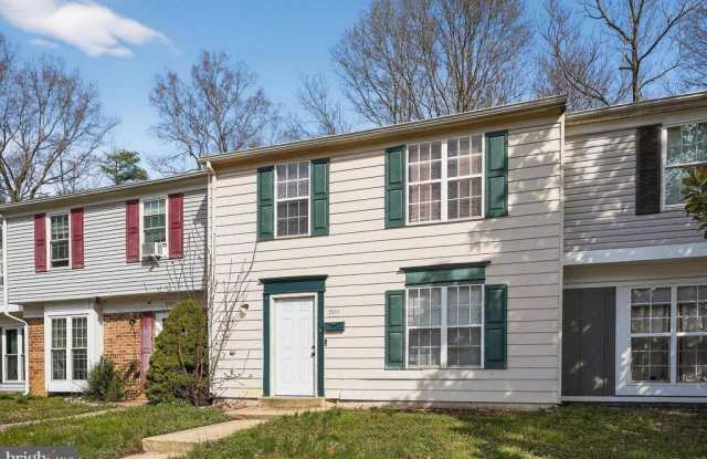 2523 Robinson Place