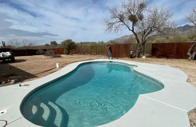 9273 East Bidahochi Drive