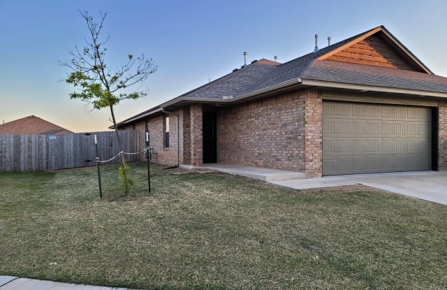 8808 SW 45th St - 8808 Southwest 45th Court, Oklahoma City, OK 73179