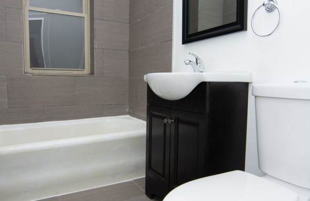 7641 South East End Ave.