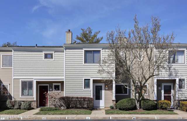 2 Elizabeth Court