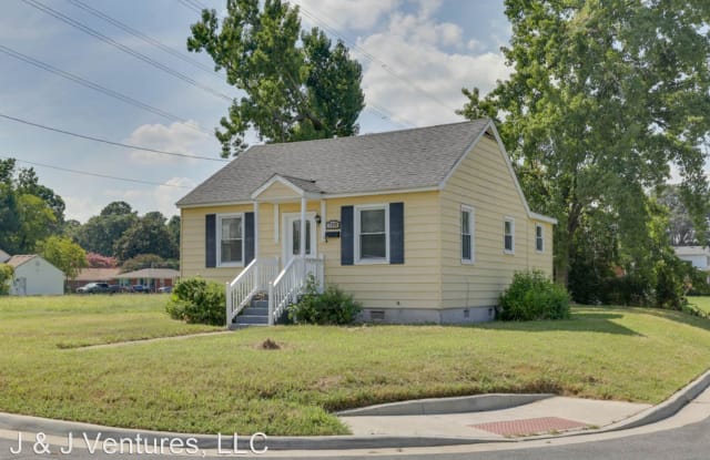 700 Quail Ave - 700 Quail Avenue, Chesapeake, VA 23324