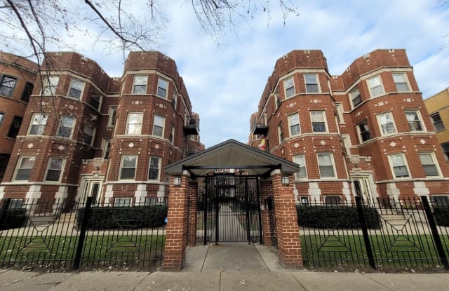 1342 W GREENLEAF Avenue - 1342 West Greenleaf Avenue, Chicago, IL 60626