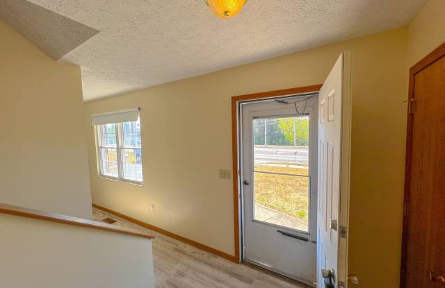 Inviting Custom Built Home for Rent in Holly Hill Neighborhood