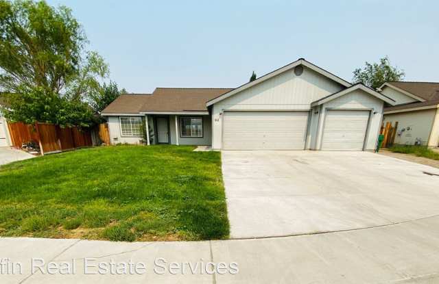 641 BROOK LANE