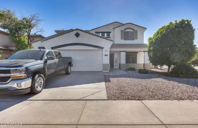 Photo of 17435 W SAGUARO Lane