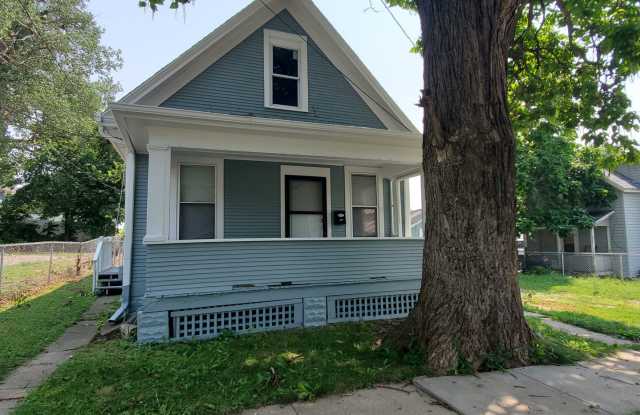 2 Bedroom House for Rent