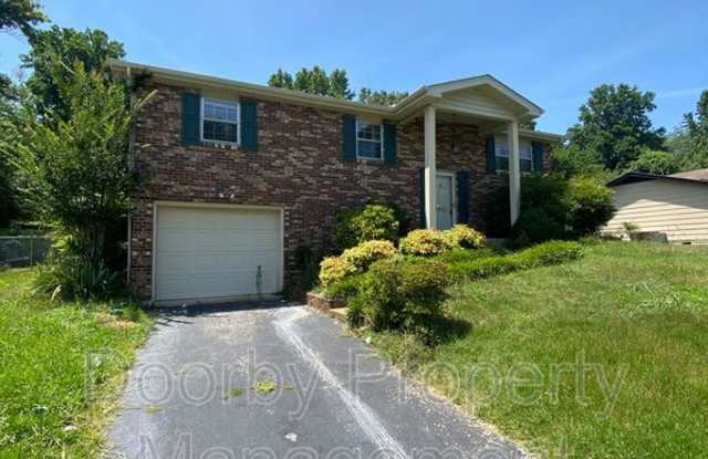 8911 Drake Parkway Rd