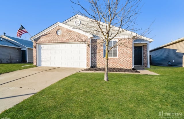 1738 Blue Grass Pkwy - 1738 Bluegrass Parkway, Greenwood, IN 46143