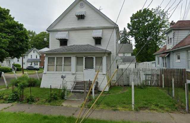 3-Bedroom Home for Rent in Akron – Only $1,350!