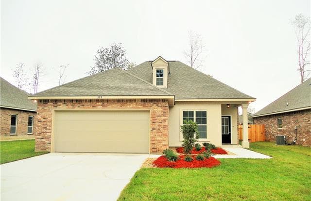 292 Knoll Pine Cir - 292 Knoll Pine Cir, St. Tammany County, LA 70435