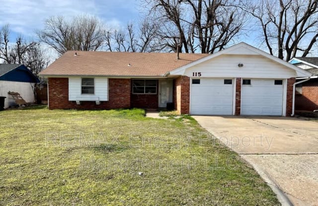 115 Brookside Dr - 115 Brookside Drive, Moore, OK 73160