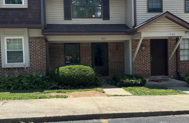 Photo of 562 E Graham Place