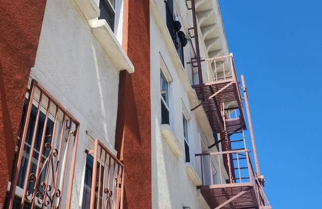 33 Horizon Ave